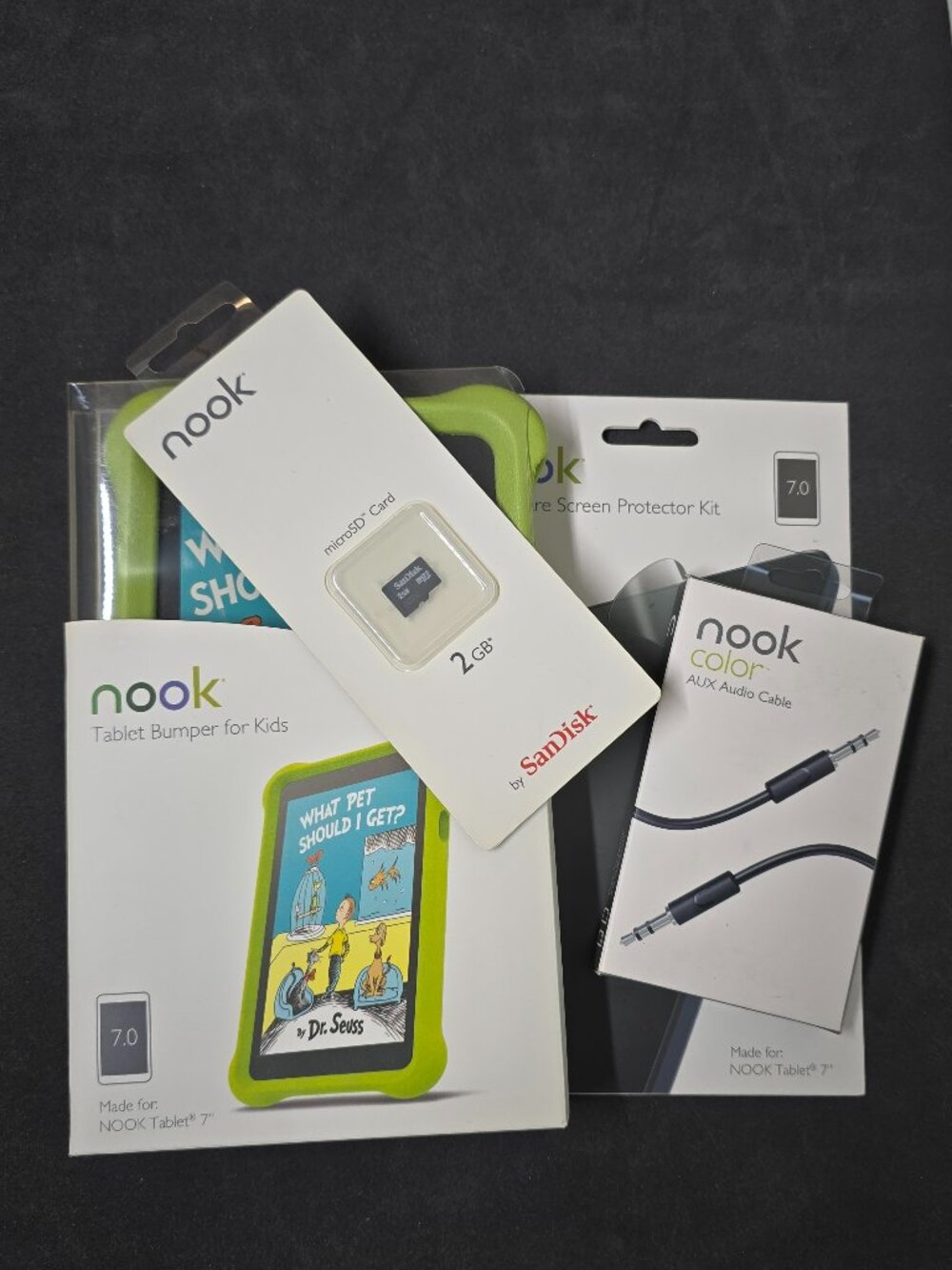 Android 7" Tablet Accessories Bumper Case, Protect Film & SD Card Bundle NEW
